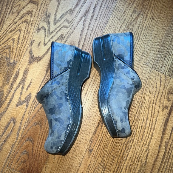 Dansko clogs - Picture 9 of 9